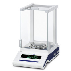 new-classic-ms-analytical-balance-250x250