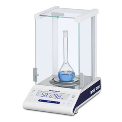 new-classic-ml-analytical-balance-250x250